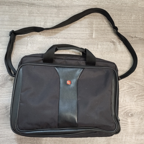 SWISS Black Laptop Crossbody Bag - Picture 2 of 11